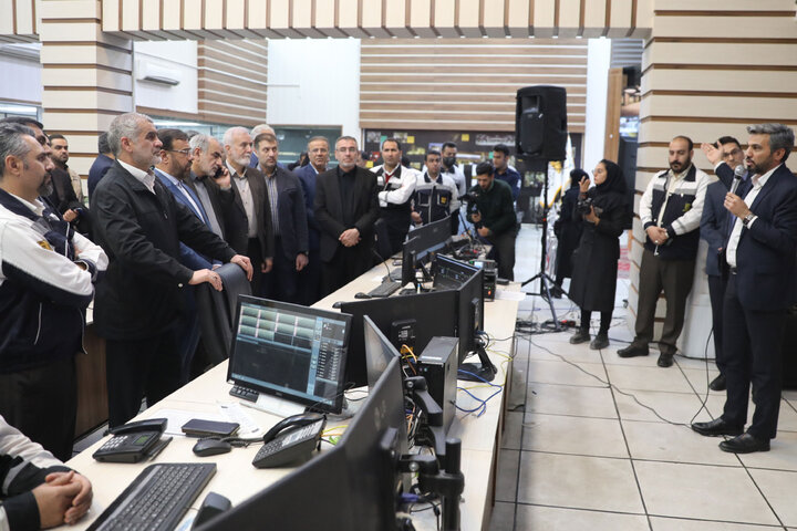 افتتاح مرکز کنترول فرمان خط دو مترو شیراز توسط نیکزاد