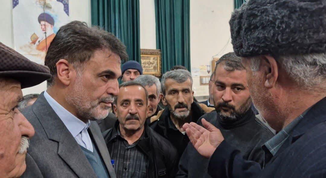 حضور توسلی در نماز جمعه صالحآباد/تأکید نماینده مردم بر تداوم پیگیری جهت رفع محرومیت