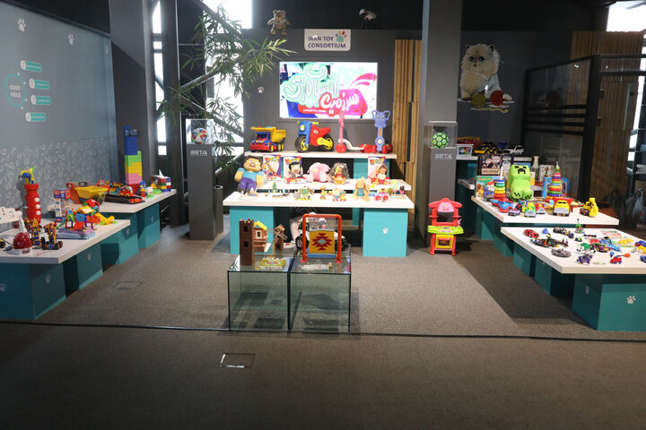 بازدید رئیس مجلس نمایندگان اتیوپی از نمایشگاه دائمی خانه خلاق