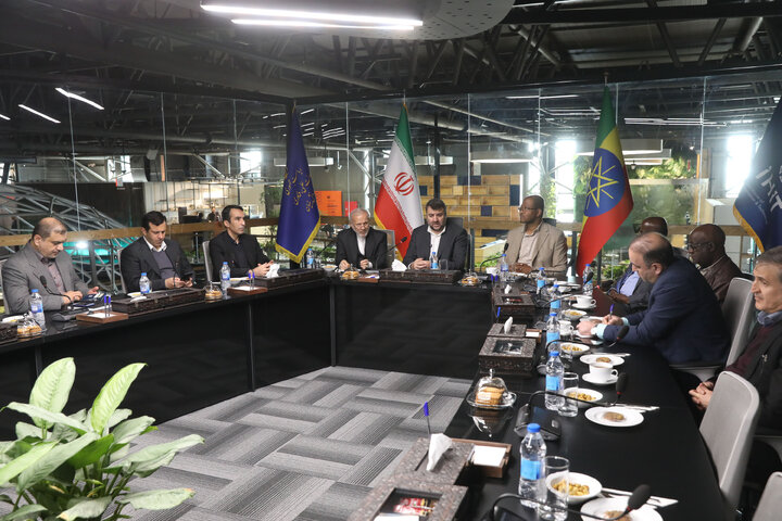 بازدید رئیس مجلس نمایندگان اتیوپی از نمایشگاه دائمی خانه خلاق