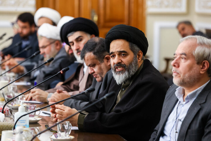 نشست هم اندیشی اساتید و پژوهشگران مرکز تحقیقات اسلامی مجلس با دکتر قالیباف