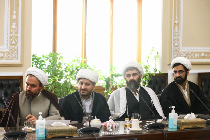 نشست هم اندیشی اساتید و پژوهشگران مرکز تحقیقات اسلامی مجلس با دکتر قالیباف