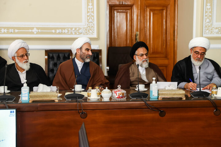 نشست هم اندیشی اساتید و پژوهشگران مرکز تحقیقات اسلامی مجلس با دکتر قالیباف