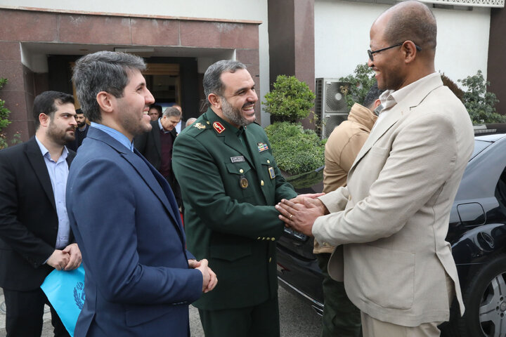 بازدید رئیس مجلس نمایندگان اتیوپی از نمایشگاه دستاوردهای دفاعی وزارت دفاع