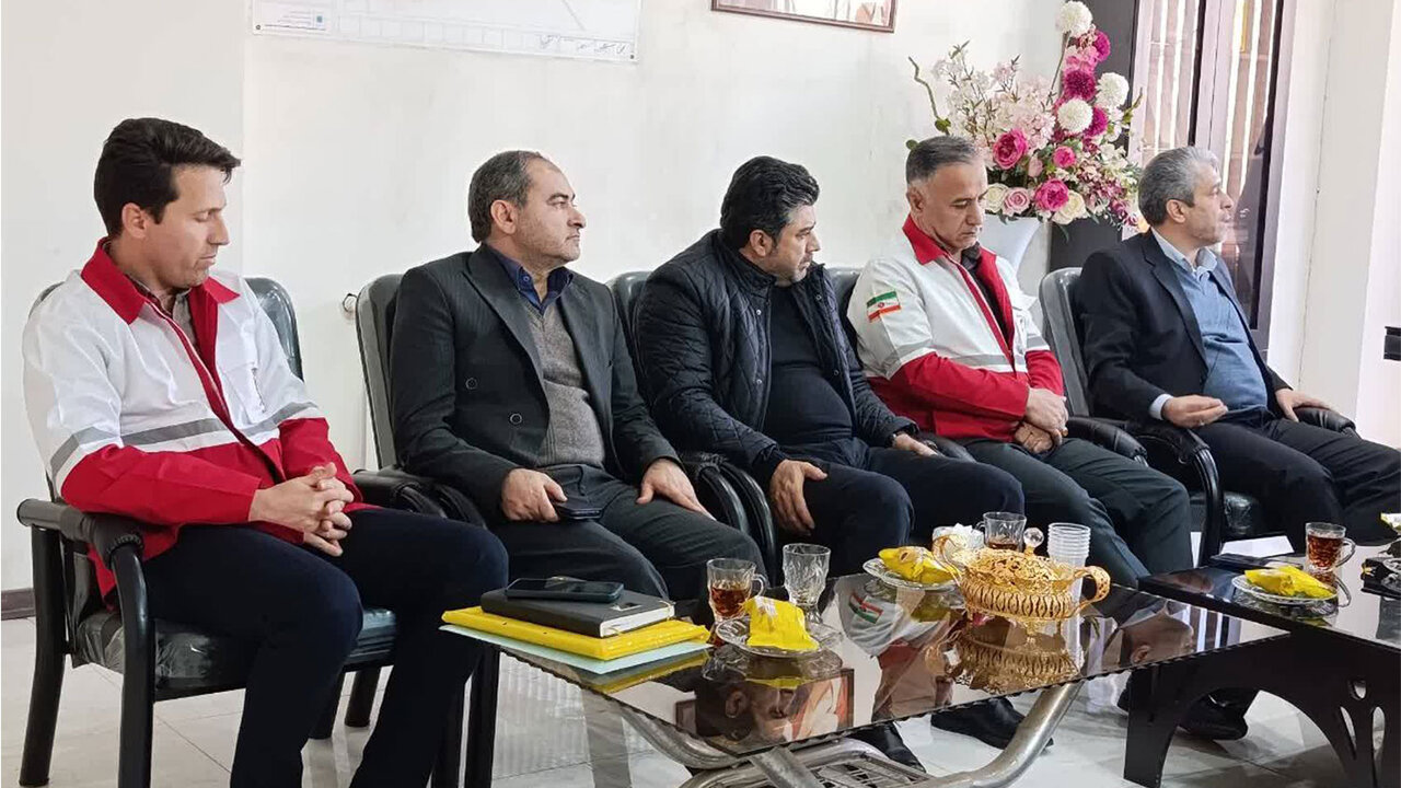 تأکید نماینده پاکدشت بر تقویت پایگاههای امدادی هلالاحمر شهرستان