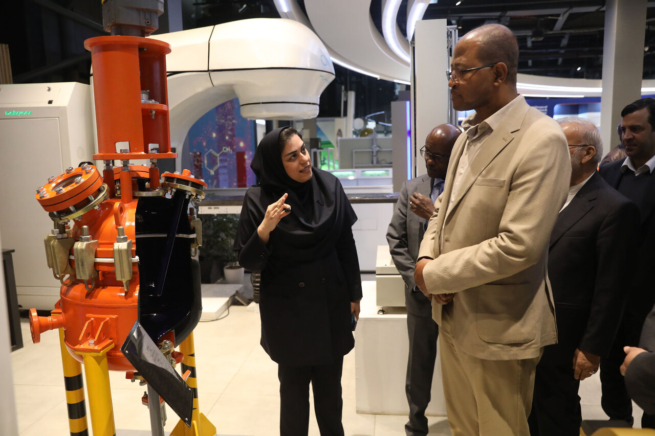 بازدید هیأت پارلمانی اتیوپی از دستاوردهای خانه نوآوری و فناوری ایران