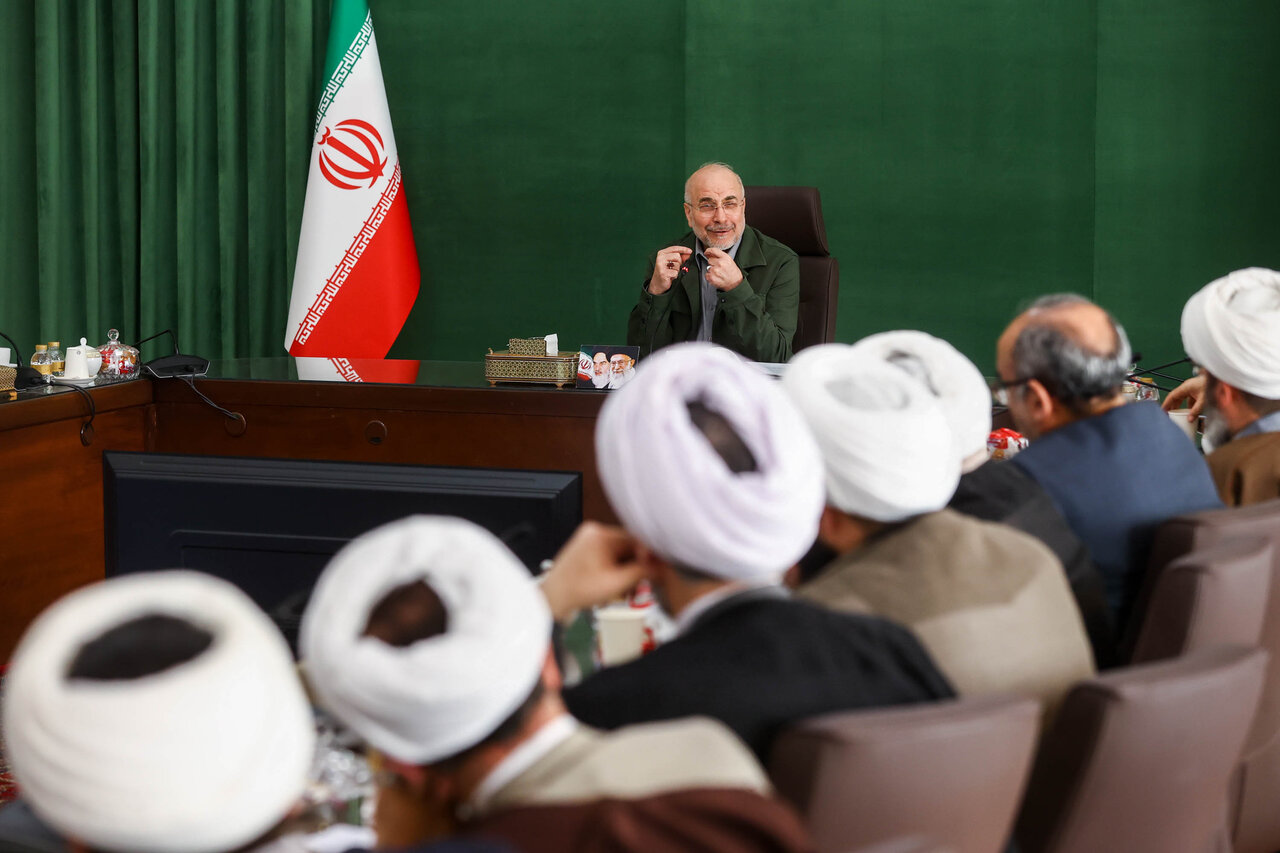 دیدار رئیس و اعضای هیات علمی مرکز تحقیقات اسلامی مجلس با دکتر قالیباف