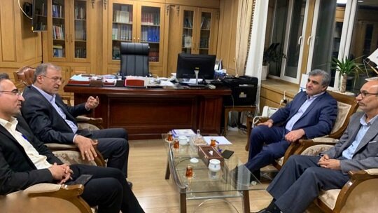 معوقه کارگران ایزوایکو بزودی واریز می‌شود/رفع مشکلات درمانی کارگران هرمزگان در دستور کار تأمین اجتماعی