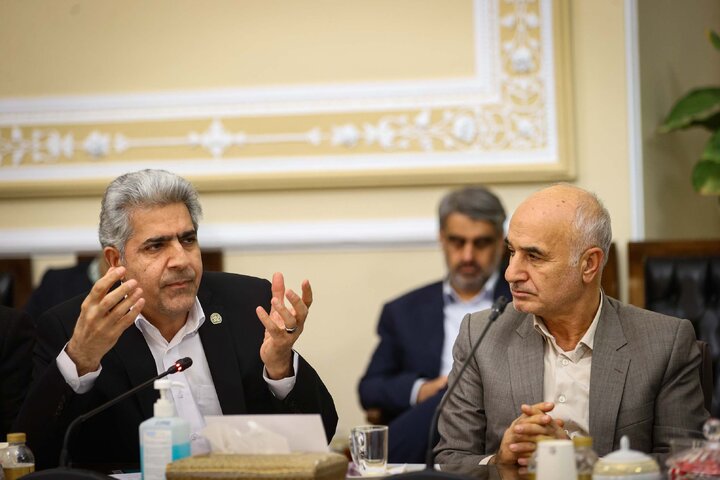 دیدار وزیر علوم و روسای دانشگاه های سراسر کشور با دکتر قالیباف