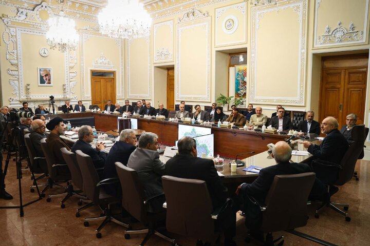 دیدار وزیر علوم و روسای دانشگاه های سراسر کشور با دکتر قالیباف