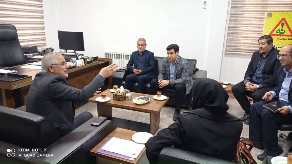 ایری از پیگیری میدانی مسائل زیرساختی و معیشتی غرب گلستان خبر داد