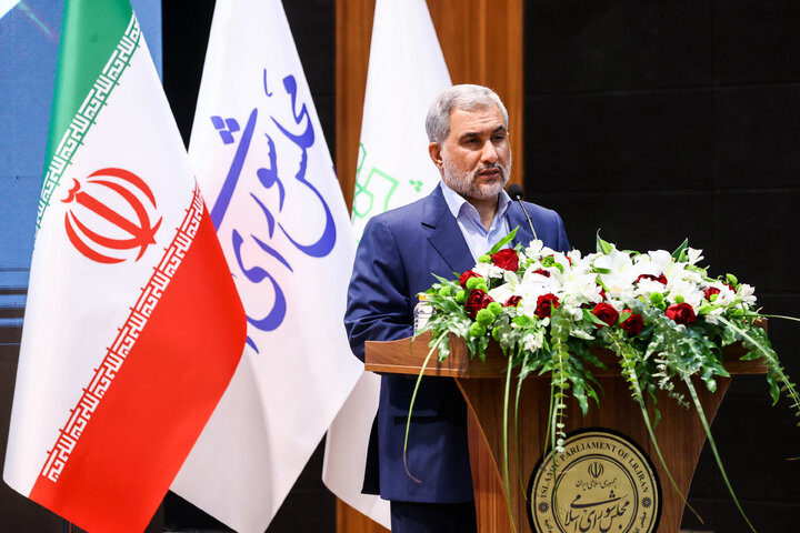 آیین تجلیل از پژوهشگران برتر مرکز پژوهش‌های مجلس با حضور دکتر قالیباف