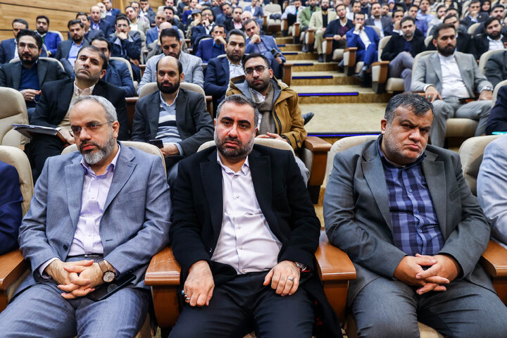 آیین تجلیل از پژوهشگران برتر مرکز پژوهش‌های مجلس با حضور دکتر قالیباف