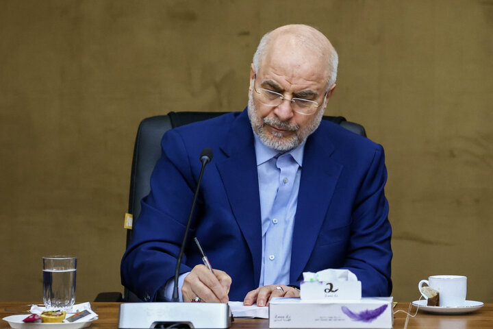 نشست جمعی از مدیران مرکز پژوهش‌های مجلس با دکتر محمدباقر قالیباف رئیس مجلس شورای اسلامی