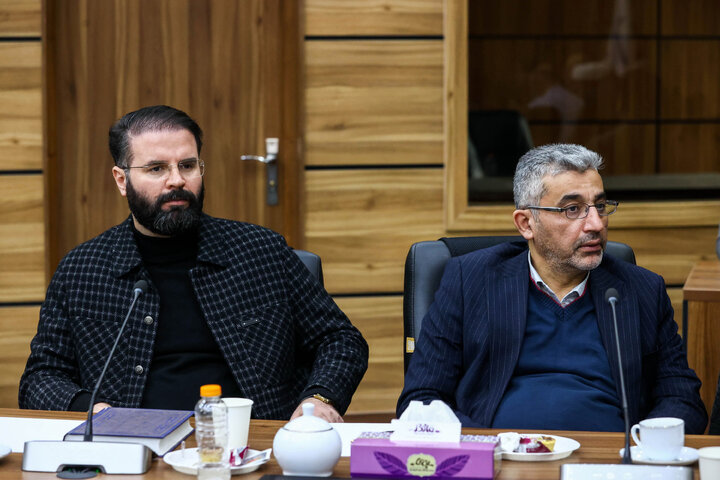 نشست جمعی از مدیران مرکز پژوهش‌های مجلس با دکتر محمدباقر قالیباف رئیس مجلس شورای اسلامی