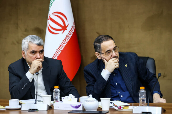 نشست جمعی از مدیران مرکز پژوهش‌های مجلس با دکتر محمدباقر قالیباف رئیس مجلس شورای اسلامی