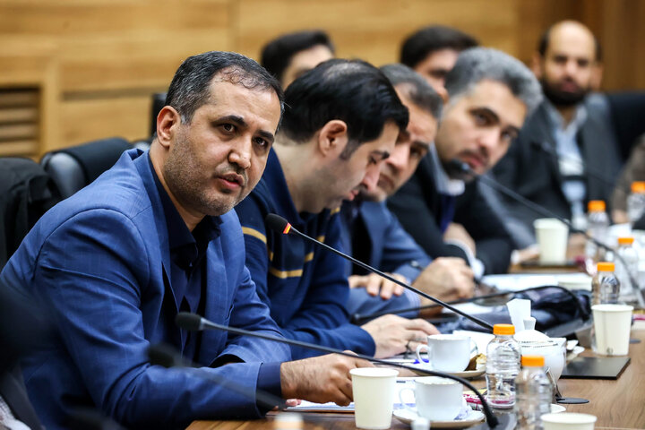 نشست جمعی از مدیران مرکز پژوهش‌های مجلس با دکتر محمدباقر قالیباف رئیس مجلس شورای اسلامی