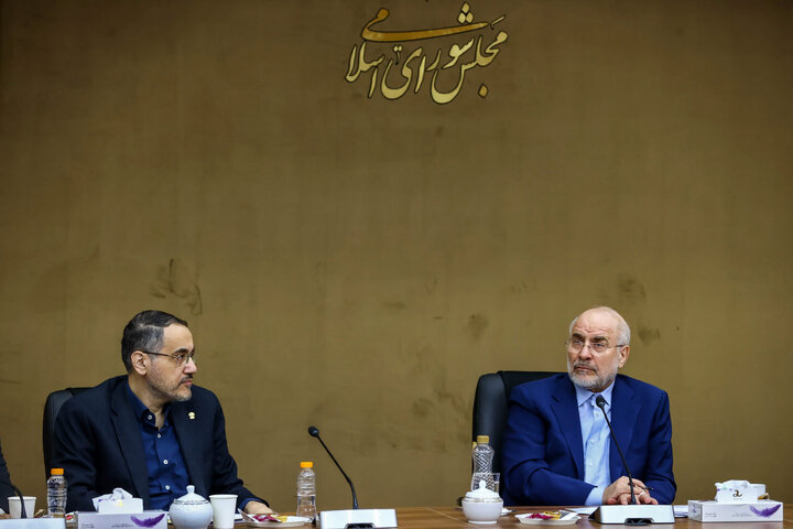 نشست جمعی از مدیران مرکز پژوهش‌های مجلس با دکتر محمدباقر قالیباف رئیس مجلس شورای اسلامی