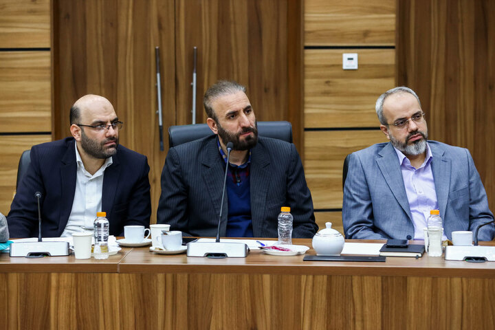 نشست جمعی از مدیران مرکز پژوهش‌های مجلس با دکتر محمدباقر قالیباف رئیس مجلس شورای اسلامی