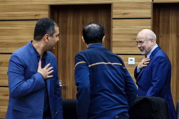 نشست جمعی از مدیران مرکز پژوهش‌های مجلس با دکتر محمدباقر قالیباف رئیس مجلس شورای اسلامی