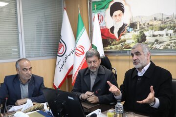 مشکلات کارخانه ذوب آهن را تاحصول نتیجه پیگیری می‌کنیم