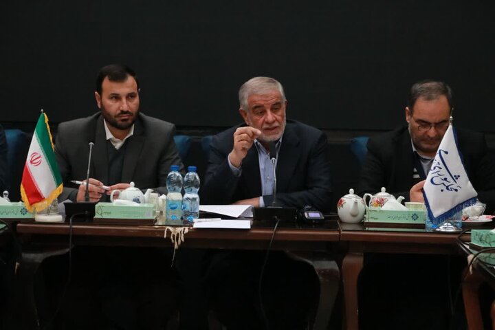 نشست کمیسیون مشترک بررسی لایحه سازمان ملی مهاجرت در یزد