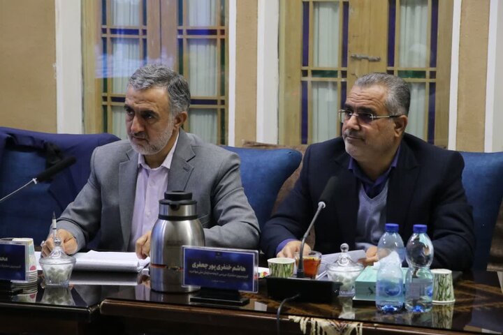 نشست کمیسیون مشترک بررسی لایحه سازمان ملی مهاجرت در یزد