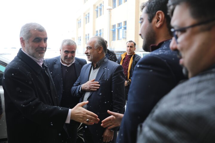 بازدید دکتر نیکزاد از پارک علم و فناوری شهرستان فولاد شهر اصفهان