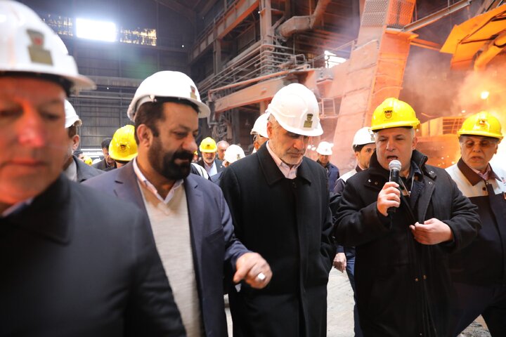 بازدید دکتر نیکزاد از کارخانه ذوب آهن اصفهان