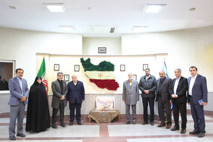 ادای احترام اعضای مجمع نمایندگان استان تهران به شهدای هسته‌ای جنگ ۱۲ روزه