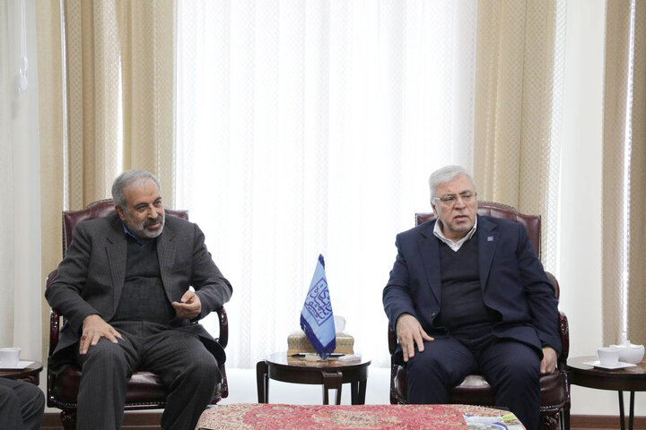 ادای احترام اعضای مجمع نمایندگان استان تهران به شهدای هسته‌ای جنگ ۱۲ روزه