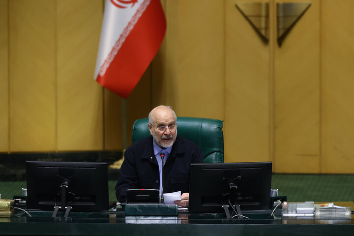 مدیریت بازار ارز دستورکار سه‌شنبه مجلس با حضور وزرای اقتصادی