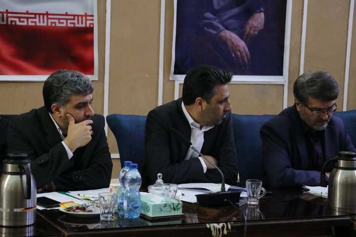 سومین نشست کمیسیون مشترک بررسی لایحه سازمان ملی مهاجرت در یزد