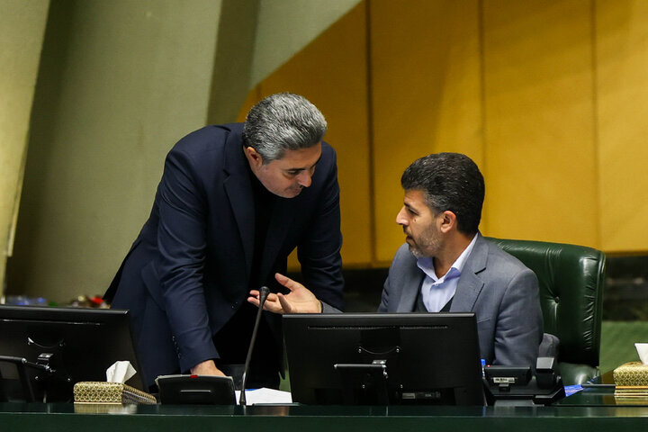 نشست علنی یکشنبه ۳۰ آذر ماه مجلس شورای اسلامی