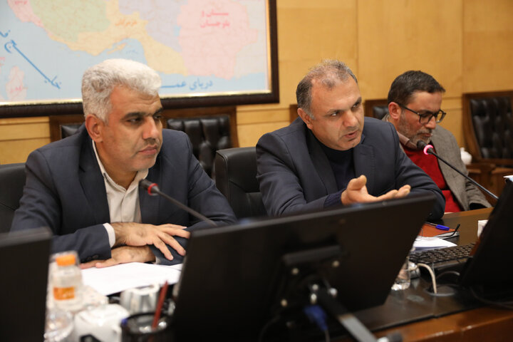 نشست 30 آذر کمیسیون صنایع و معادن