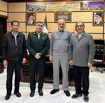 دیدار «شهرکی» با فرمانده نیروی انتظامی سیستان/تسهیل تردد و حمایت از معیشت مرزنشینان در دستور کار