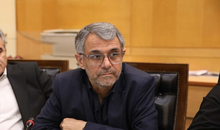 دولت تمهیدات لازم برای حمایت از کارگران صنایع آسیب‌دیده را پیش‌بینی کرده است