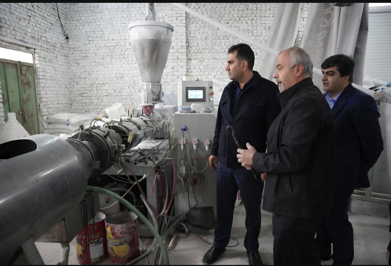 بازدید پوردهقان از واحدهای تولیدی اردکان
