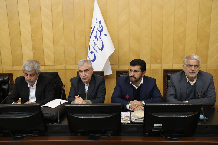 نشست هم اندیشی اجرای سیاست های کلی مقام معظم رهبری