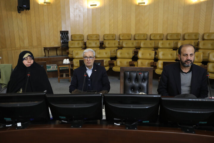 نشست هم اندیشی اجرای سیاست های کلی مقام معظم رهبری