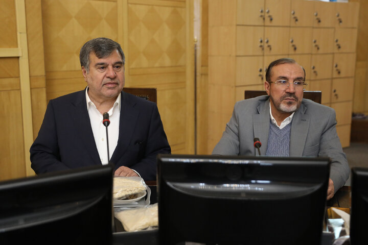 نشست هم اندیشی اجرای سیاست های کلی مقام معظم رهبری