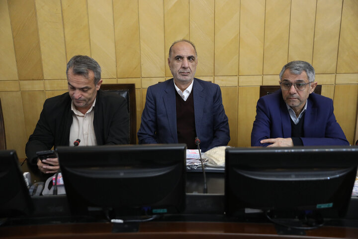 نشست هم اندیشی اجرای سیاست های کلی مقام معظم رهبری