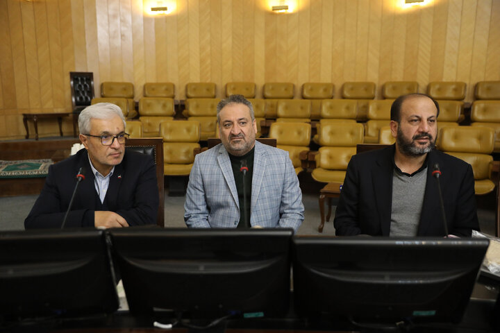 نشست هم اندیشی اجرای سیاست های کلی مقام معظم رهبری