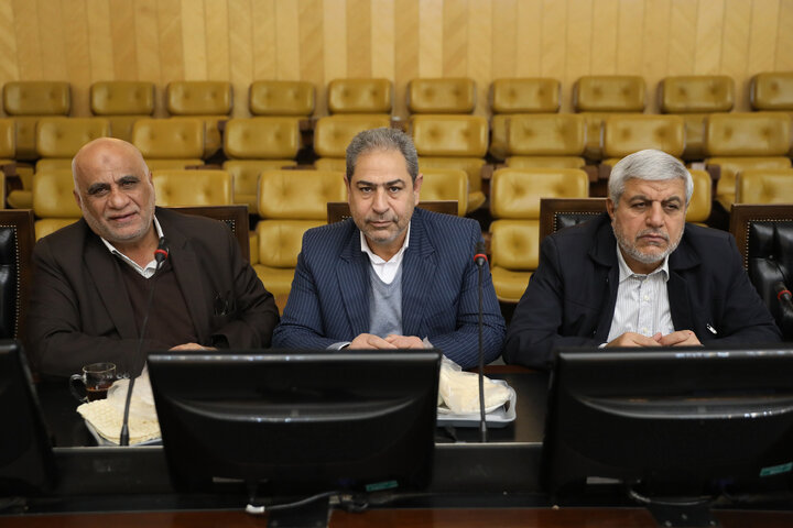 نشست هم اندیشی اجرای سیاست های کلی مقام معظم رهبری