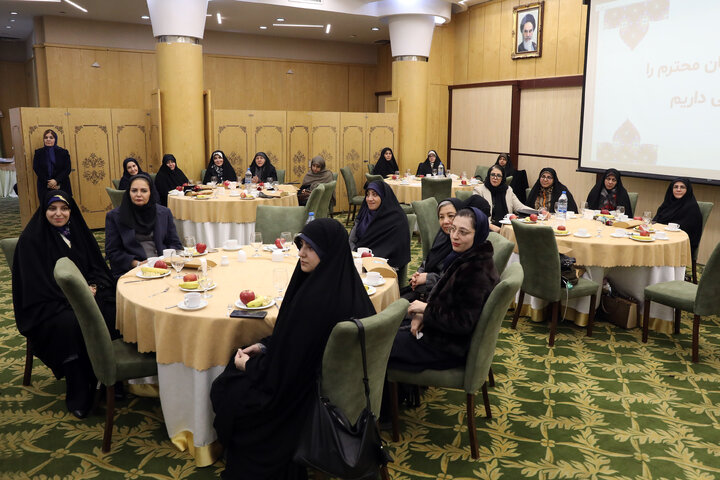 نشست هم افزایی زنان پیشرو در سپهر سیاسی ایران