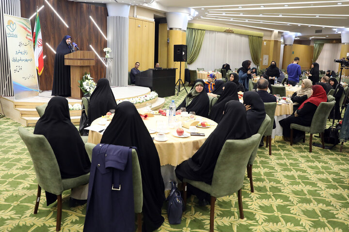 نشست هم افزایی زنان پیشرو در سپهر سیاسی ایران