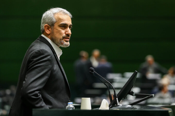 جلسه غیرعلنی نظارتی مجلس با حضور تیم اقتصادی دولت