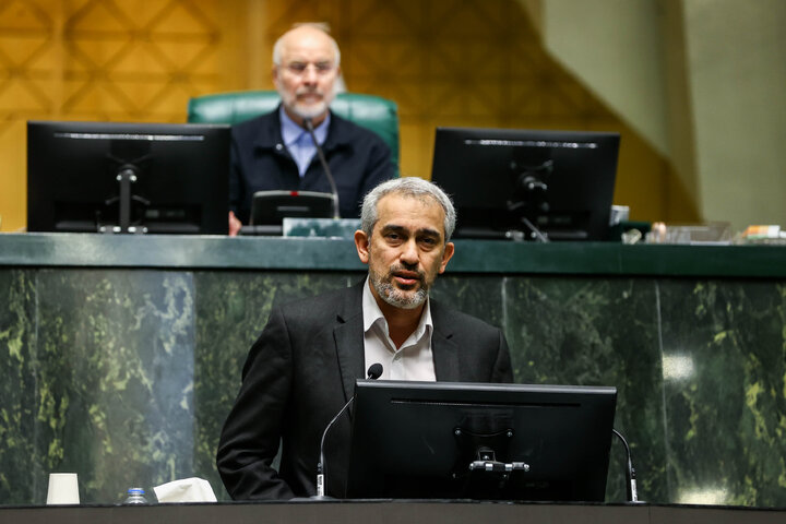 جلسه غیرعلنی نظارتی مجلس با حضور تیم اقتصادی دولت