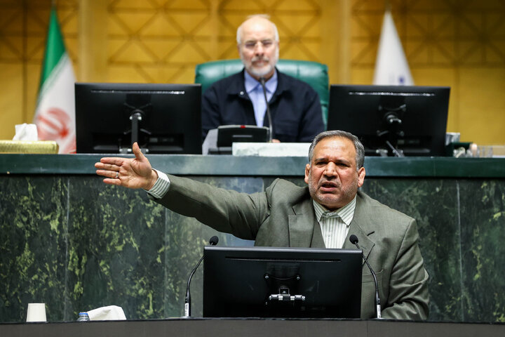 جلسه غیرعلنی نظارتی مجلس با حضور تیم اقتصادی دولت