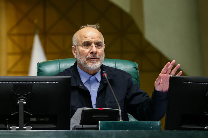 جلسه غیرعلنی نظارتی مجلس با حضور تیم اقتصادی دولت